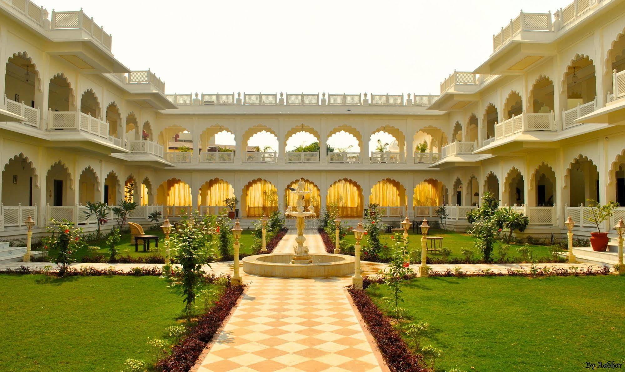 Hotel Treehouse Anuraga Palace Sawai Madhopur Exteriér fotografie